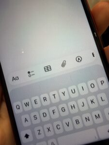 iPhoneSE3液晶不良　画面交換
