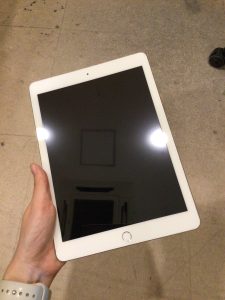 ガラスコーティング後のiPad