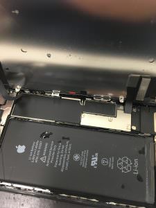 iphone%e9%9b%a3%e6%b3%a2%e5%ba%97%e7%94%bb%e9%9d%a2%e3%83%90%e3%82%ad%e3%83%90%e3%82%ad%e3%81%a7%e9%9b%bb%e6%ba%90%e3%81%8c%e5%85%a5%e3%82%89%e3%81%aa%e3%81%8f%e3%81%aa%e3%81%a3%e3%81%9fiphone7