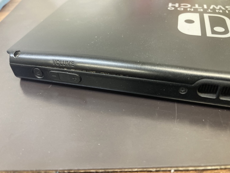 Nintendo Switchのバッテリー膨張