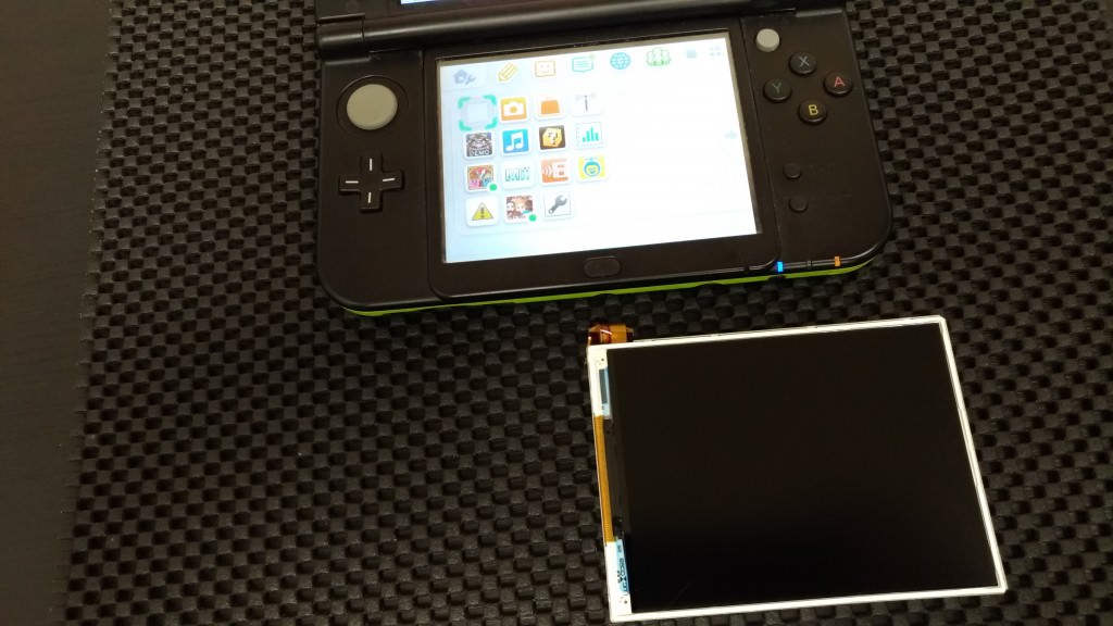 【田辺市湊から】NEW 3DS LLの下液晶が破損で液漏れ、即日交換ですぐに遊べます