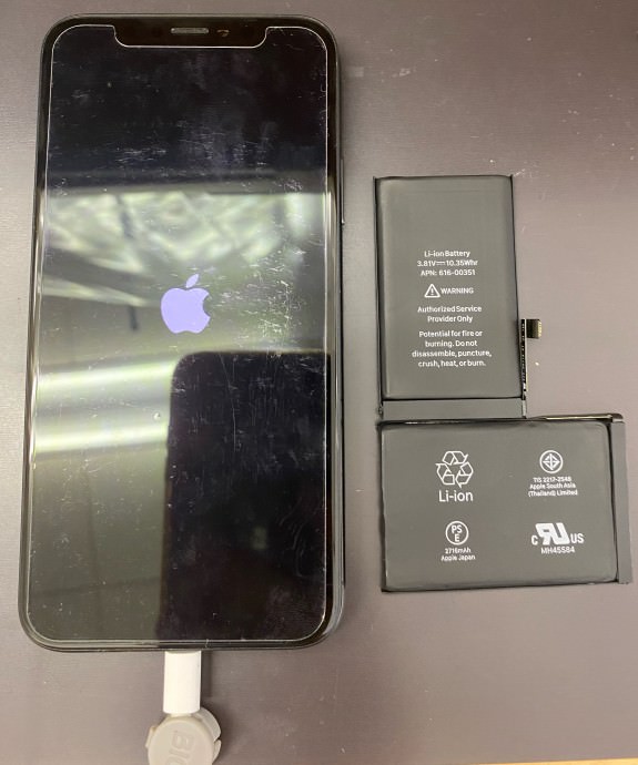 iPhone X バッテリー交換修理　起動しない