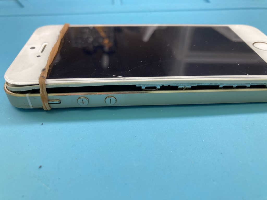 5s バッテリー膨張