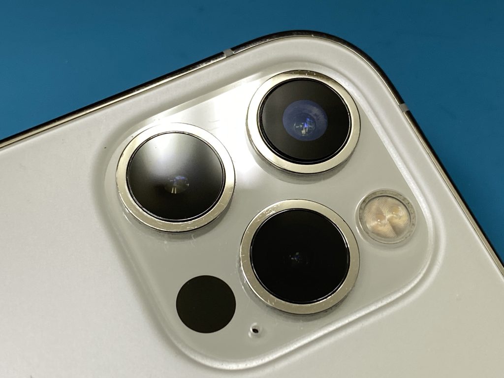 iPhone 12Pro 広角レンズ交換