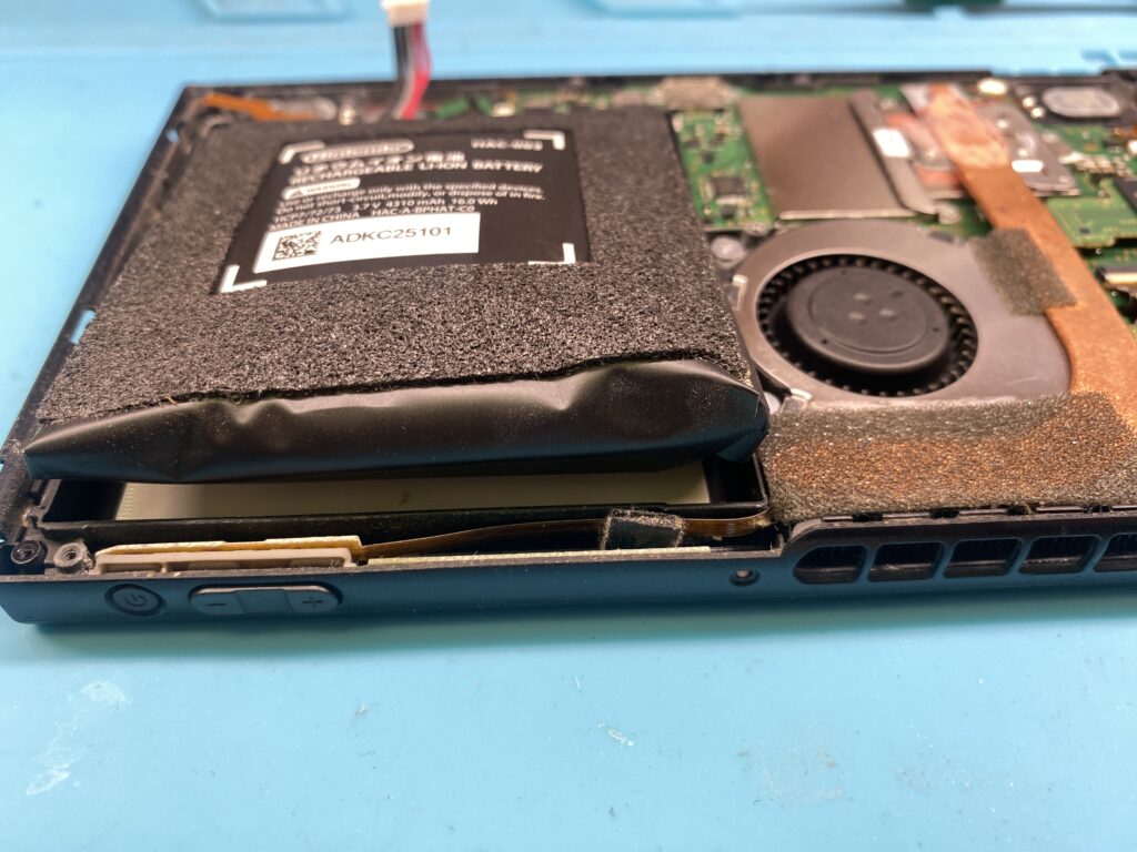 Nintendo Switch バッテリー膨張