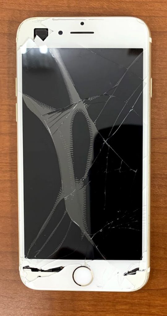 iPhone7 スマホスピタル熊本店