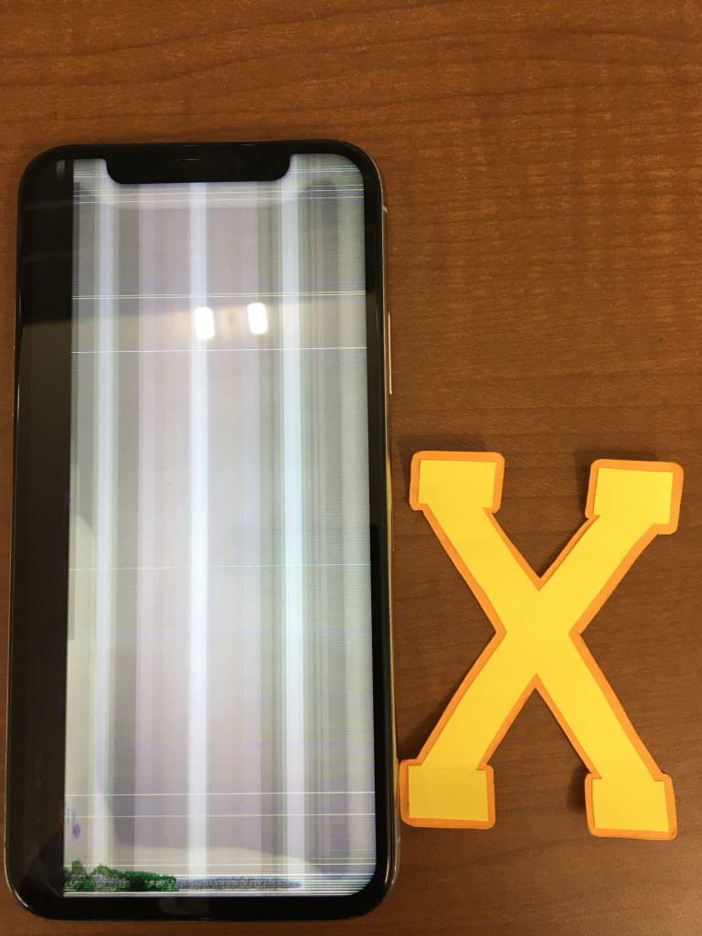 iPhone X 画面交換修理前 