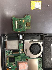 ソフトトレー交換中画像