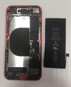 iPhoneSE(第2世代) 画面交換 バッテリー交換 スマホスピタル熊本下通店