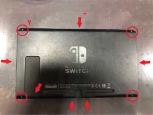 Switch/背面パネルの展開