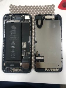 iPhone7 画面交換修理 画面割れ