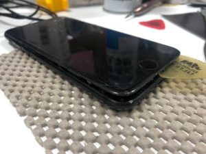 iPhone7 画面交換修理 画面割れ