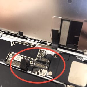 iPhone7 画面交換修理 スマホスピタル佐賀駅前店