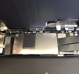 iPhone修理、iPhone11、画面交換修理、タッチ不良、スマホスピタル佐賀駅前店