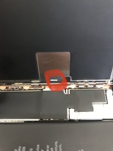 iPhone8_Battery_saga_B