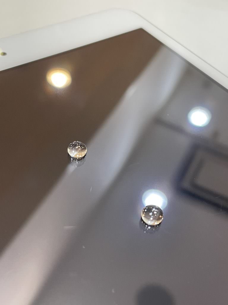 ipadバッテリー交換の修理風景 2