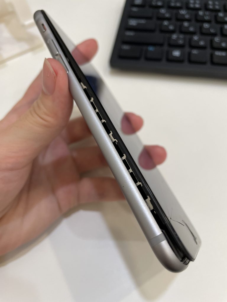 iphone6%e3%80%80%e3%83%90%e3%83%83%e3%83%86%e3%83%aa%e3%83%bc0712-1