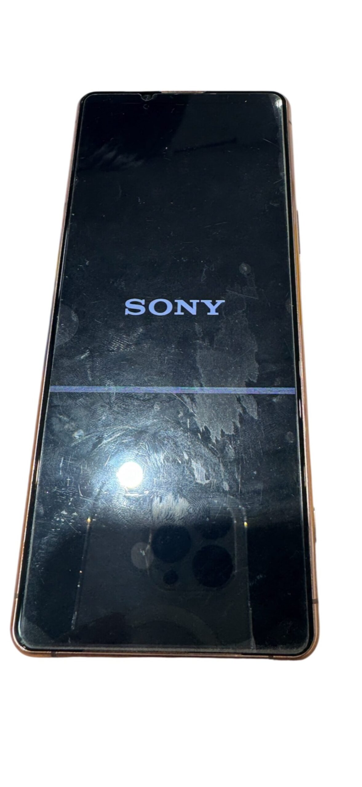 画面に線が入っている状態のXperia5-3