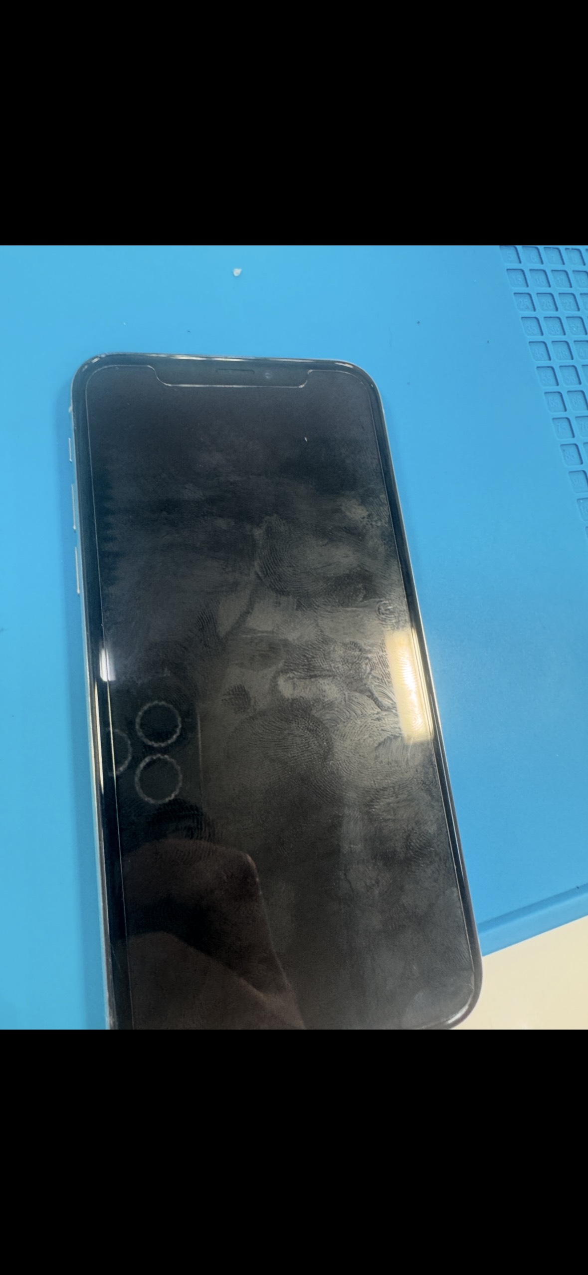 新しいディスプレイに交換したXperia 10 ii