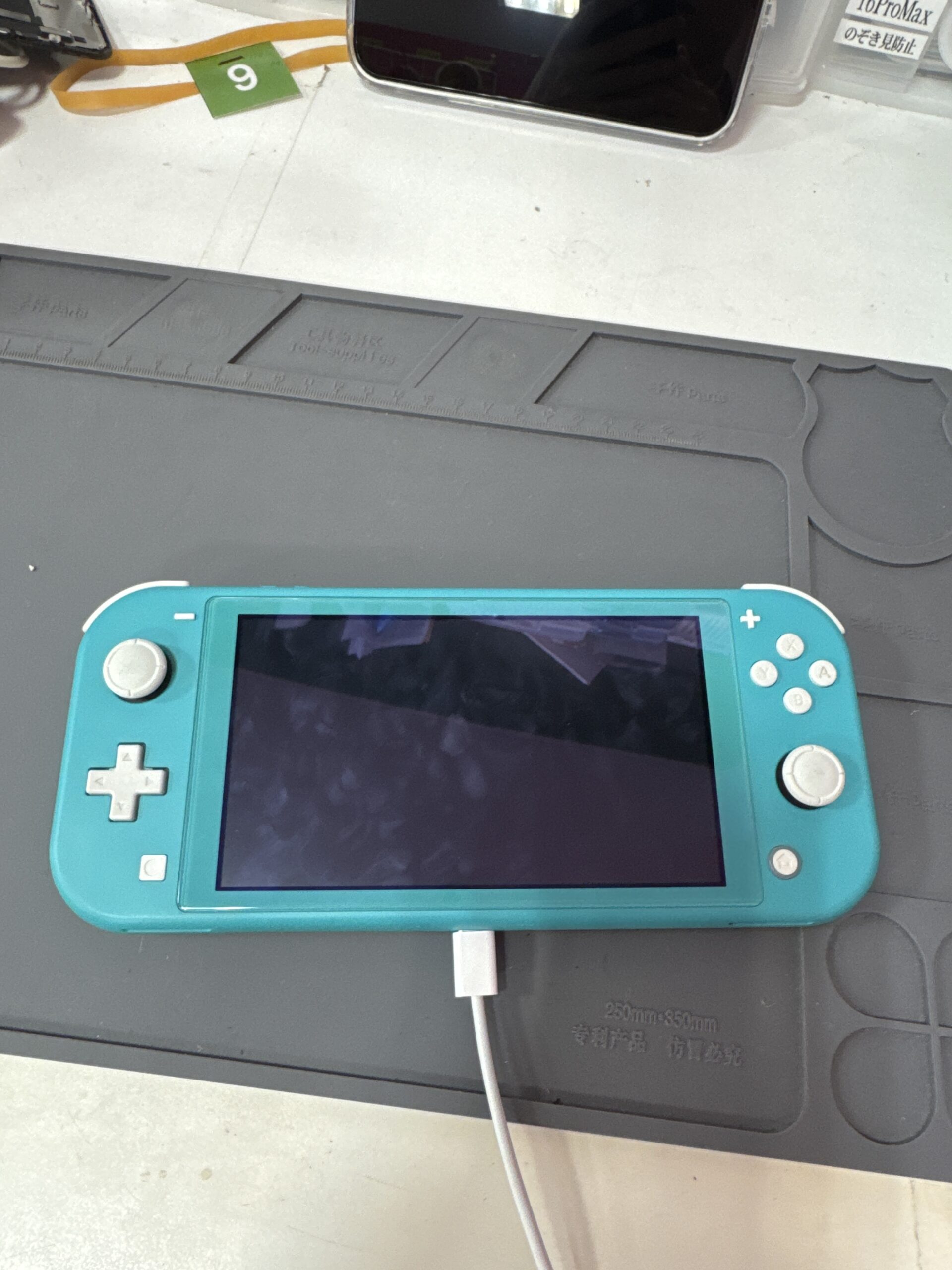 修理前(バッテリーの消耗が激しいSwitch light)