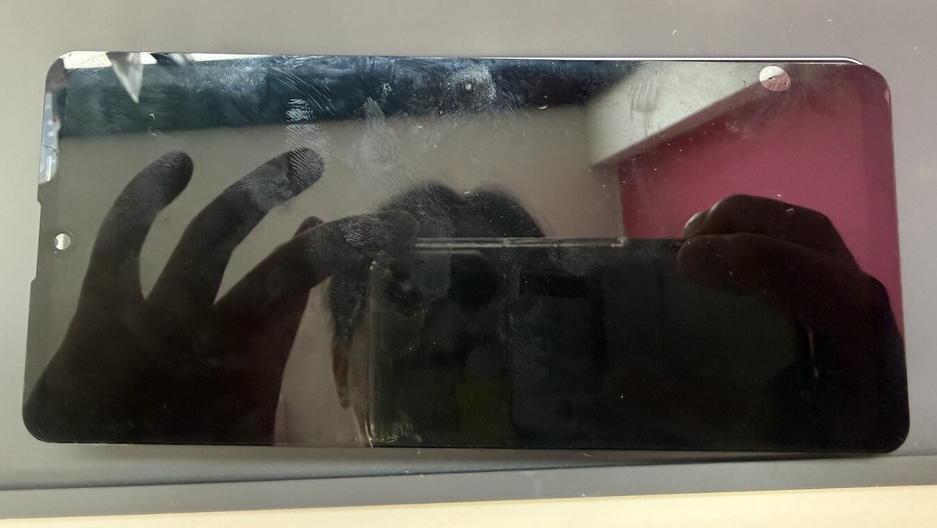 画面修理後のiPhoneXS MAX